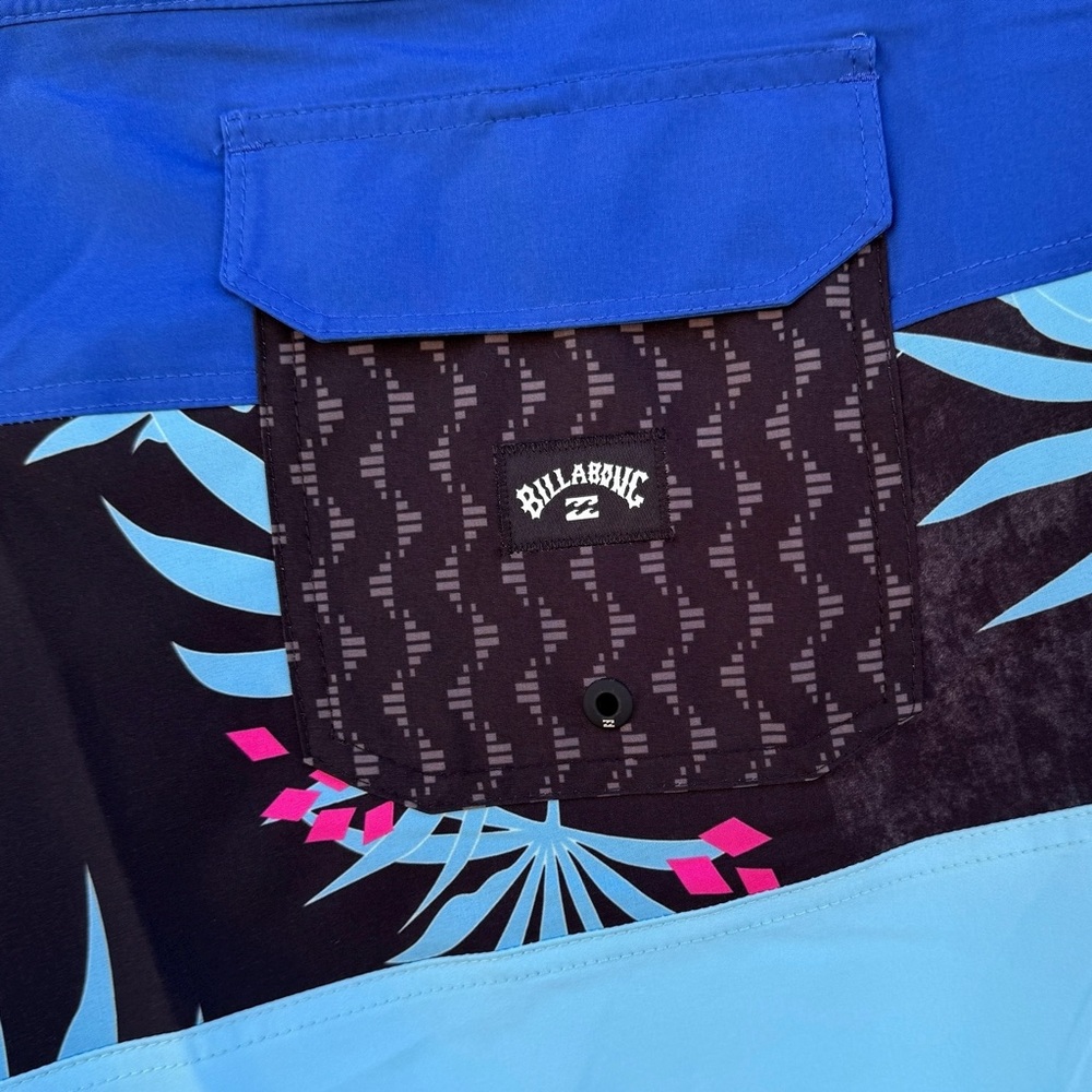 NWT Billabong Tribong Pro Recycler Boardshorts Blue Tropical Size 40 - Picture 3 of 7
